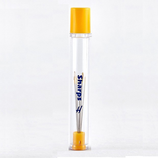 Magnetic Needle Dispenser with 8 pcs Sharps Needles