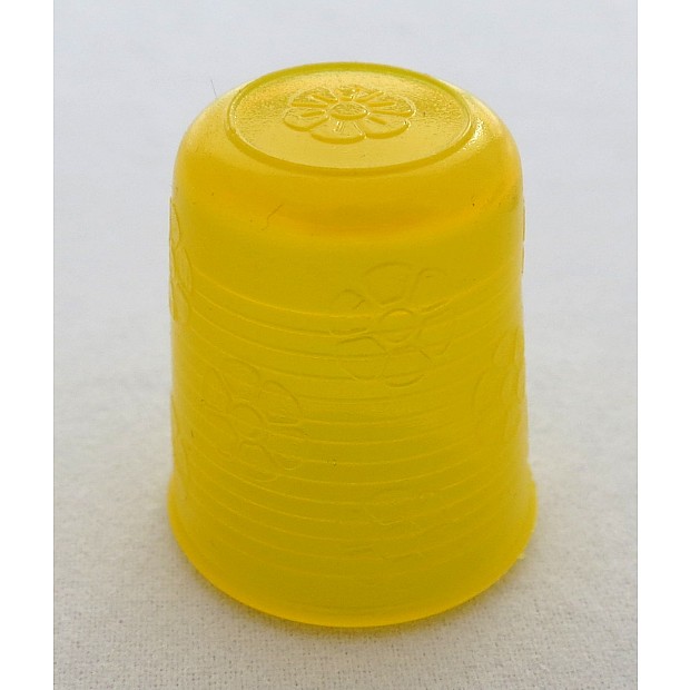 1 soft plastic Thimble extra large 18 mm