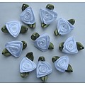 10 Large Ribbon Roses 2.2 x 3.2 cm white