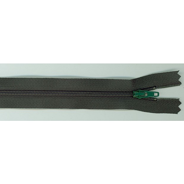 Zipper pine tree green 35.5 cm