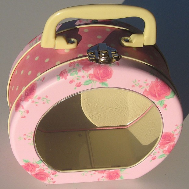 Jelly Roll Tin Quilt Pink